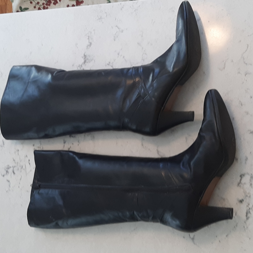 Nogueron leather boots